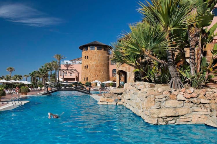 Hotel pool